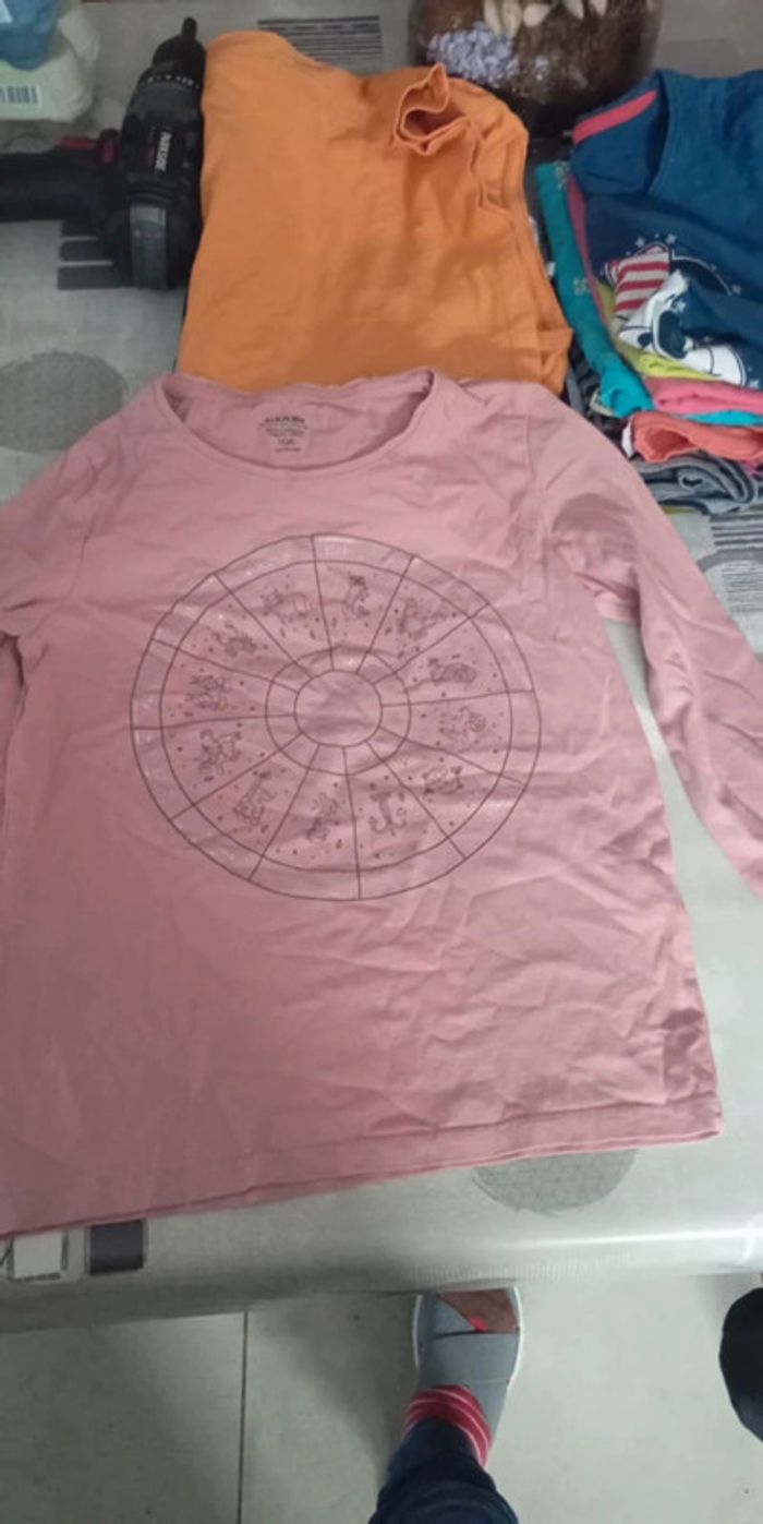 Lots de 20 vêtements 10 ans leggings jeggings Tshirt court et longue manche 20 vêtements 20€ - photo numéro 3