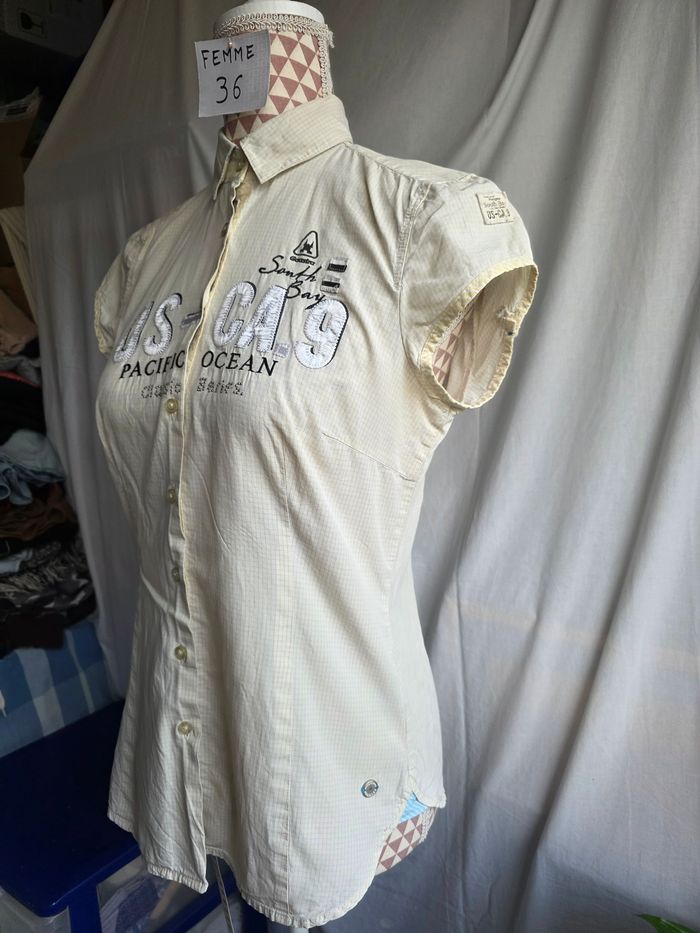 Chemise, a petit carreaux jaune, en très très bon état, largeur d'épaule 37cm, largeur sous bras 46cm, longueur 60cm, marque Gaastra= 10€ - photo numéro 2