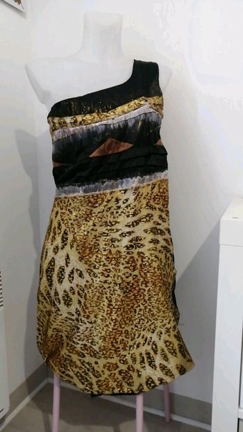 Robe customizée par une créatrice