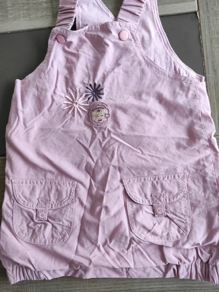 Robe rose
