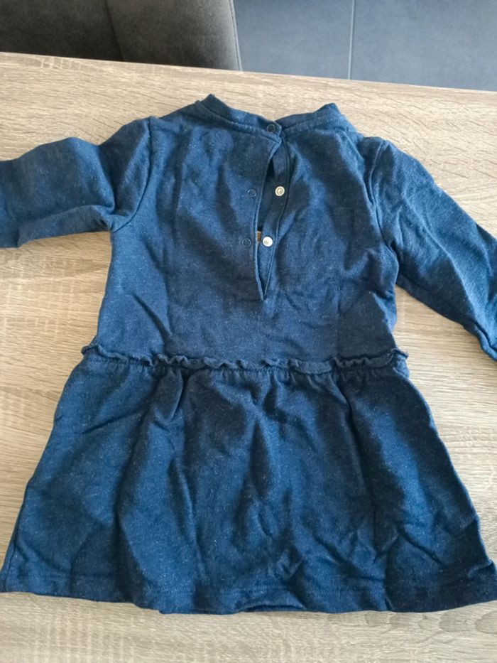 Robe épaisse, 18 mois - photo numéro 2