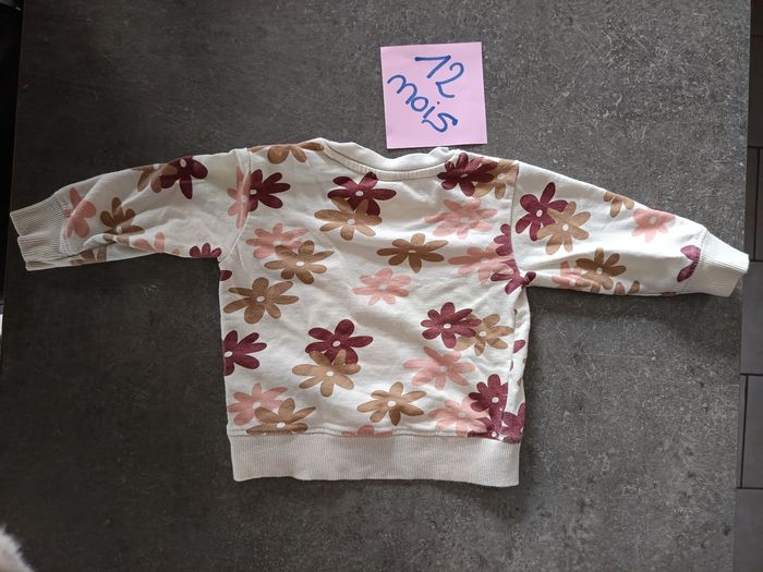 Sweat fleuri 12 mois - photo numéro 4
