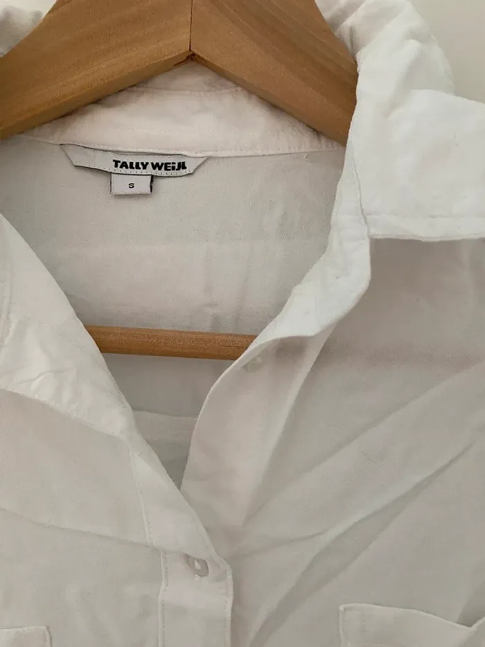 chemise blanche S - photo numéro 2