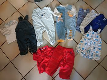 P'tit lot vêtements garçon taille 6 mois