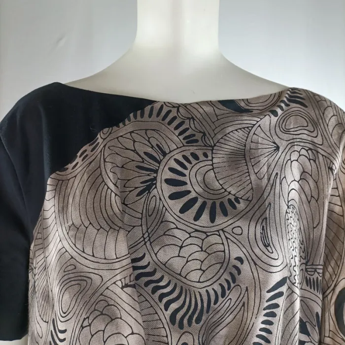Robe dos en V - Manuel Hubert - Taille XL estimé A1151 - photo numéro 6