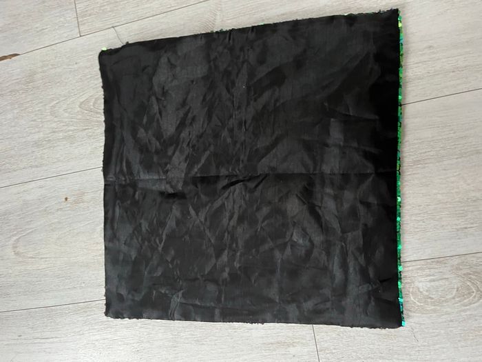 Housse de coussin paillettes réversibles  Vertes ou noires  Taille 40*40 cm - photo numéro 3