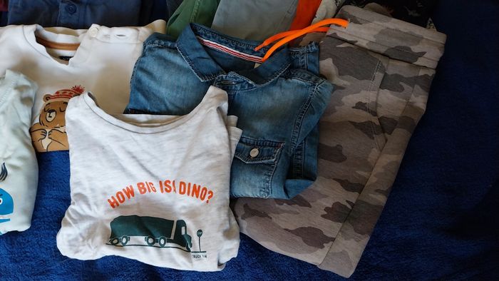 1 lot de 28 vêtements garçon 3 ans - photo numéro 2