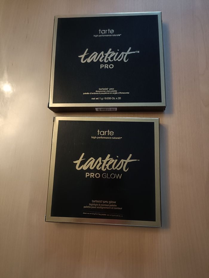 UNE PALETTE BLUSH + UNE PALETTE YEUX MARQUE TARTE
