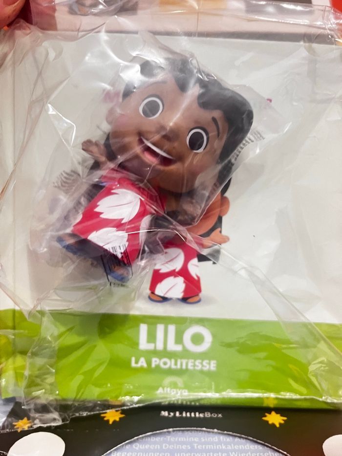Livre Disney mes premiers amis sous blister - photo numéro 1