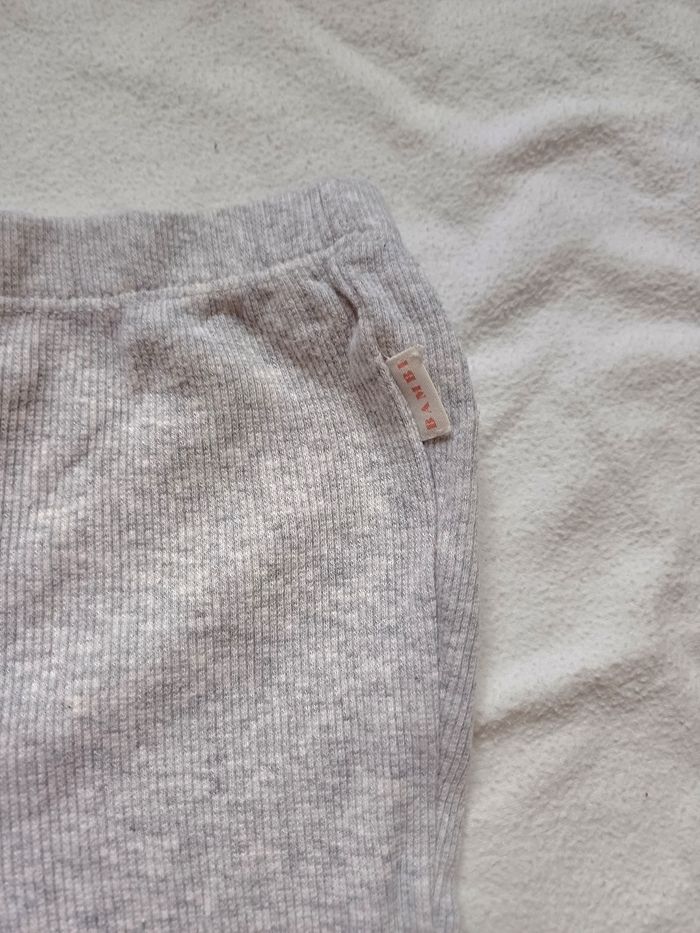 Lot de 2 ensembles Disney taille 18 mois - photo numéro 6
