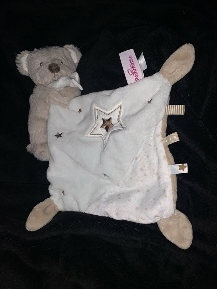 Doudou tout doux pommette comme neuf