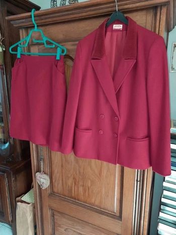 Tailleur jupe