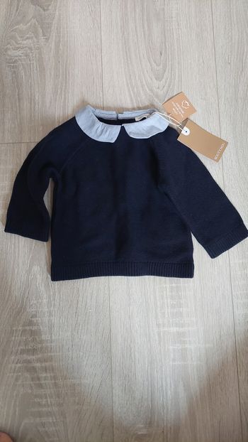 Pull marine 6  mois