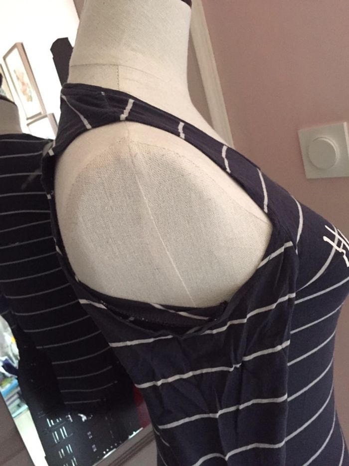 Teeshirt 👚 épaules dénudées Jennyfer taille S 5euros - photo numéro 4