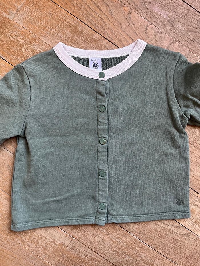 Tee-shirt et gilet Petit Bateau 6 ans - photo numéro 3