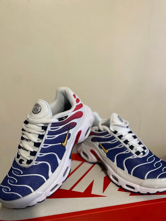 Basket Nike tn PSG - photo numéro 2