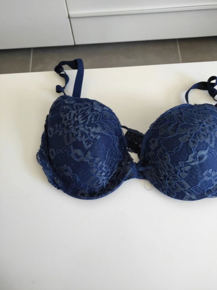 Soutien gorge 95 D - photo numéro 2