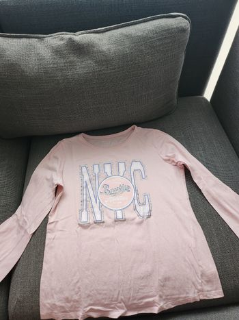 Tee shirt fille taille 13/14 ans