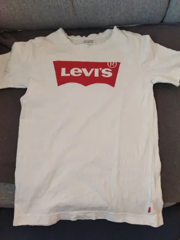T-shirt Levi's