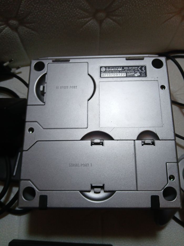 🎮 Nintendo GameCube argent + manette + 3 jeux + carte mémoire + affiche bonus 🎁 Prête à jouer - photo numéro 6