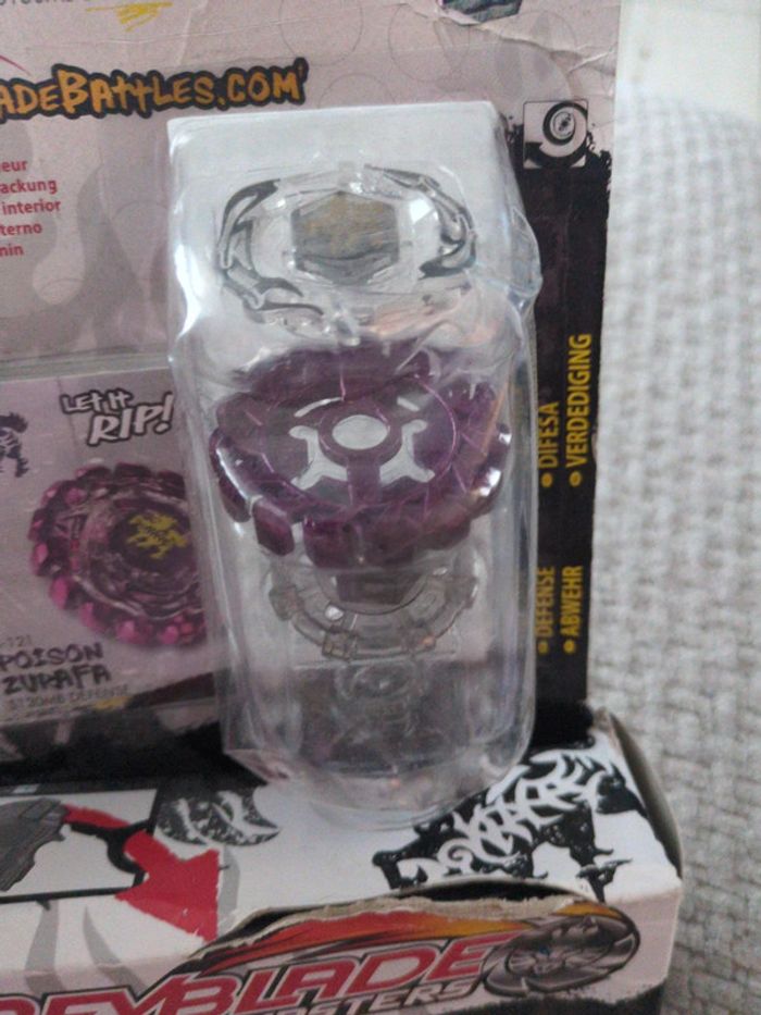 Toupie Beyblade metal masters B 121 - photo numéro 3