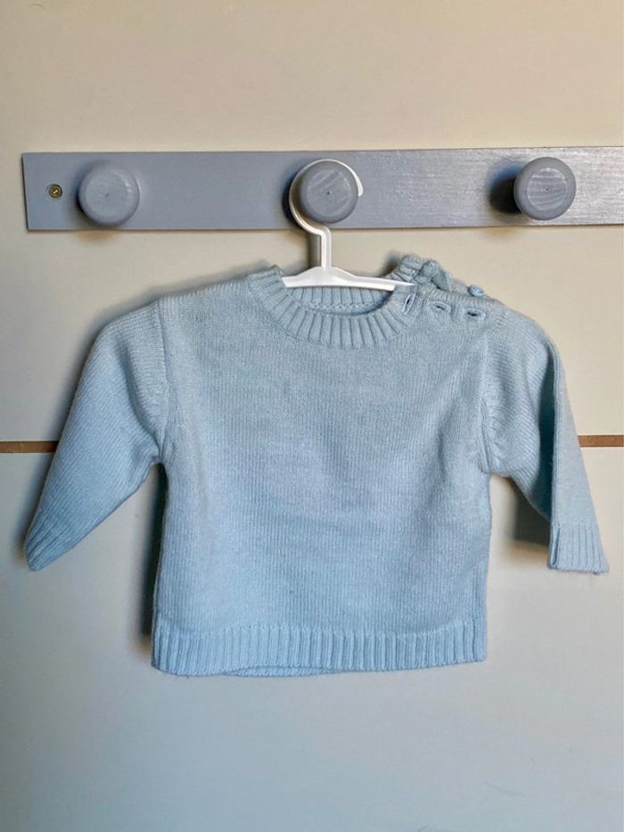 Lot d’un gilet et un pull en taille 3 mois - photo numéro 3