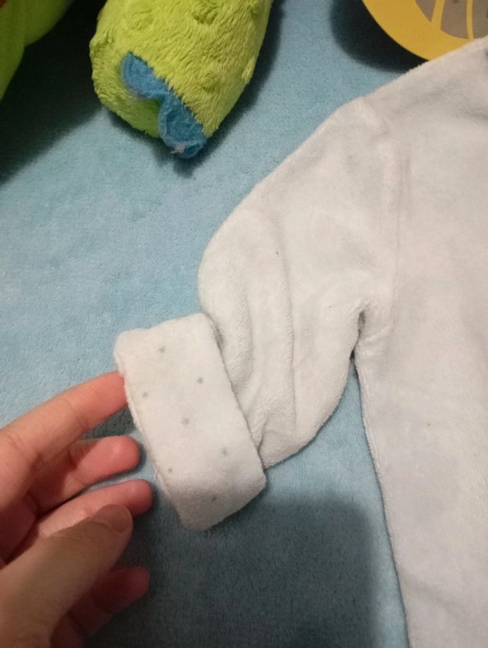 Pyjama - photo numéro 4