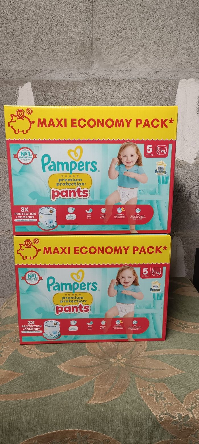 2 cartons couches Pampers taille 5 pants premium