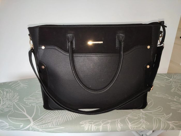 Très grand sac à main
