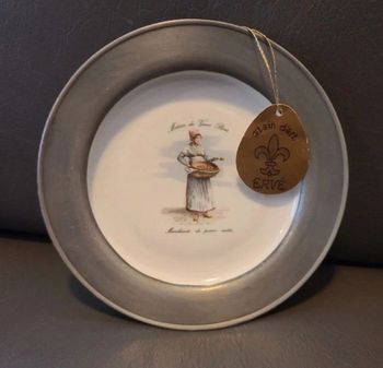 Petite assiette décoratif métiers du vieux paris