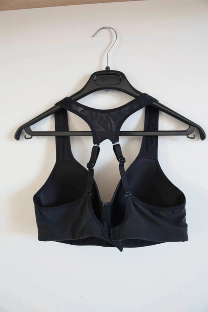 C55 brassière noir Nike 75 C - photo numéro 2