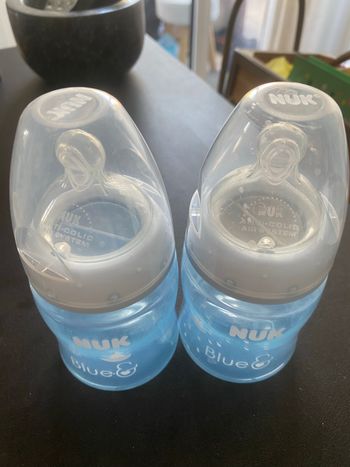 Lot 2 biberons NUK