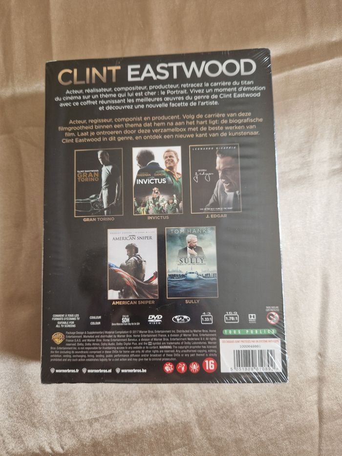 Coffret Clint Eastwood - 5 DVD - photo numéro 2