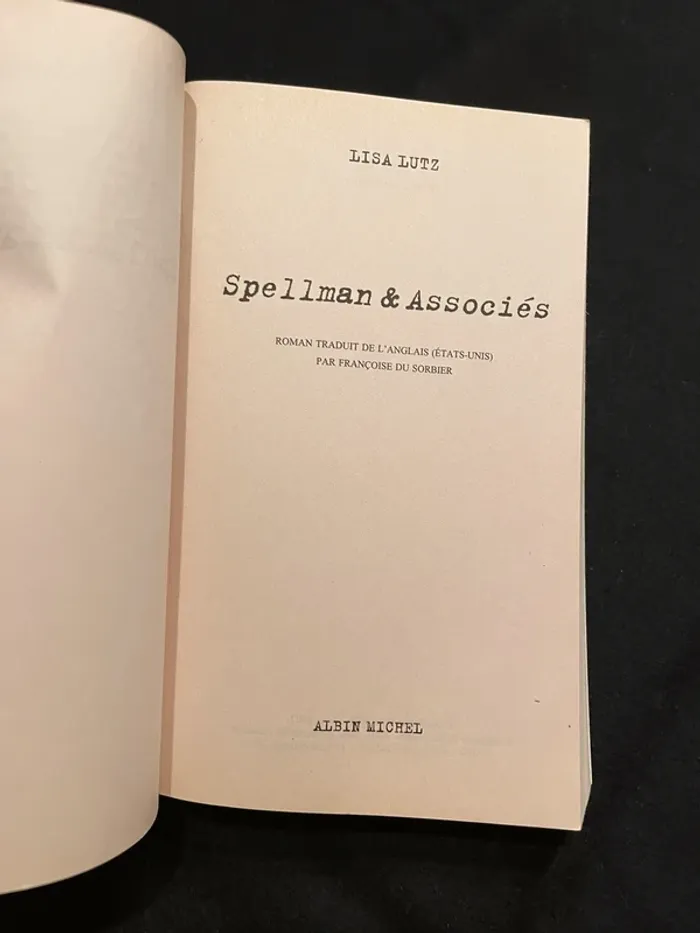 Spellman et Associés  de Lisa Lutz - photo numéro 3