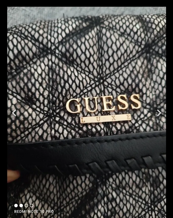 Petite pochette /sac guess - photo numéro 2