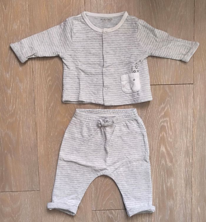 Ensemble léger pull et pantalon 3 mois