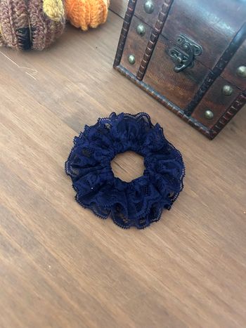 Chouchou dentelle bleu 