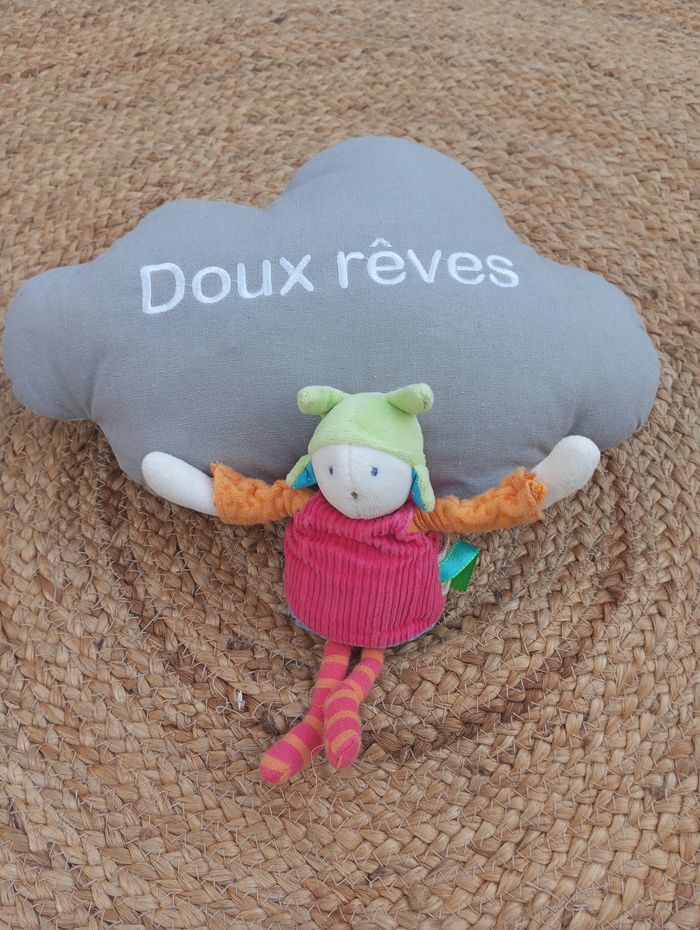 Doudou poupée