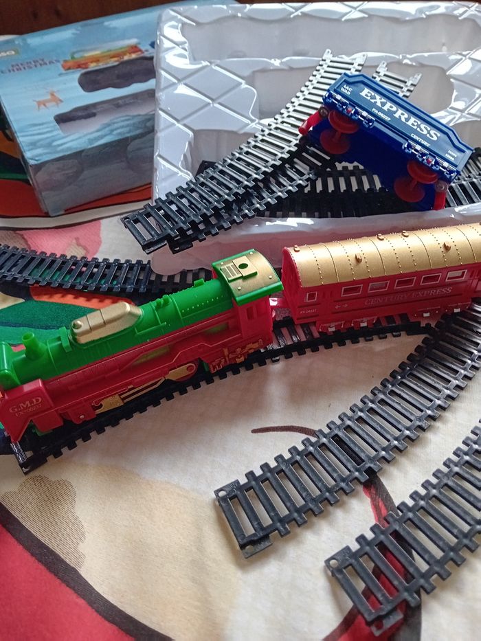 Train de Noël 🎄 🎅 - photo numéro 5