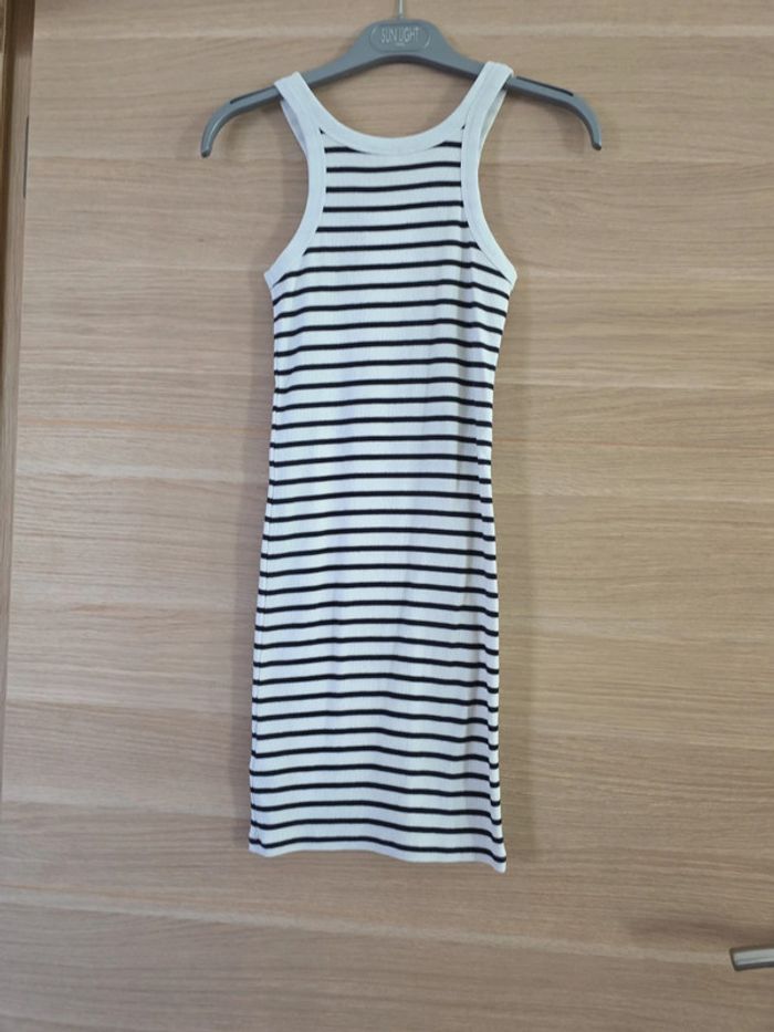 Robe H&M Taille XS - photo numéro 3