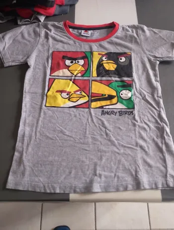 T-shirt manche courte angry bird 12 ans