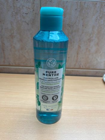 Eau micellaire démaquillante à la menthe poivrée Yves rocher