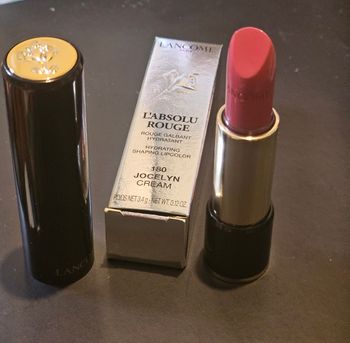 Rouge à lèvres Lancôme  -  l'absolu Rouge  -  Neuf
