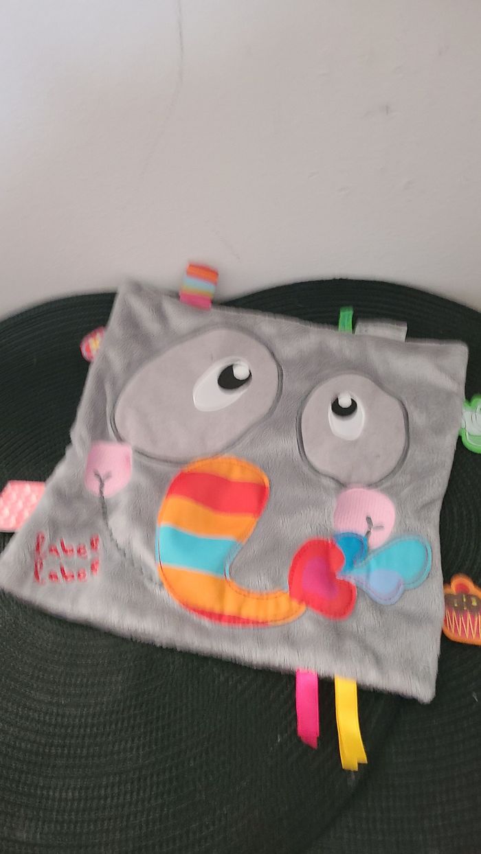 éléphant LABEL-LABEL carré plat gris étiquettes - photo numéro 3