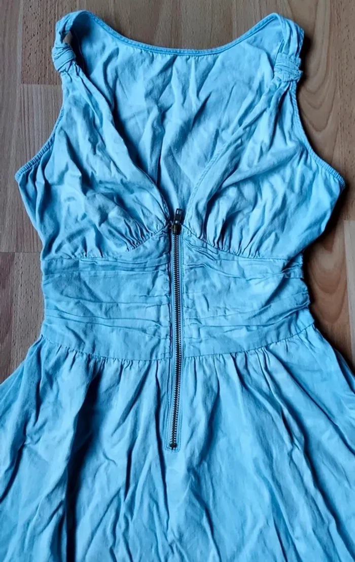 Robe bleue claire S/M - photo numéro 8