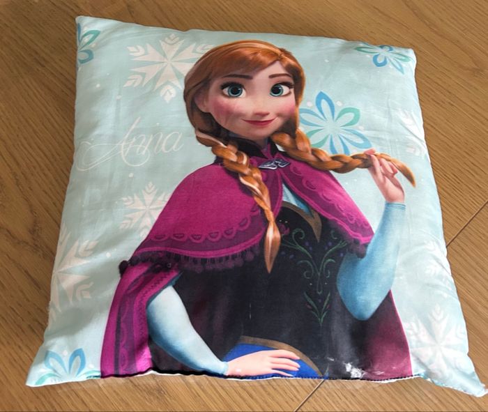 Coussin La reine des neiges - photo numéro 1