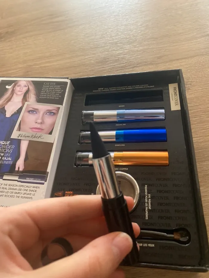 coffret frontcover neuf eyeshadow eyeliners - photo numéro 6
