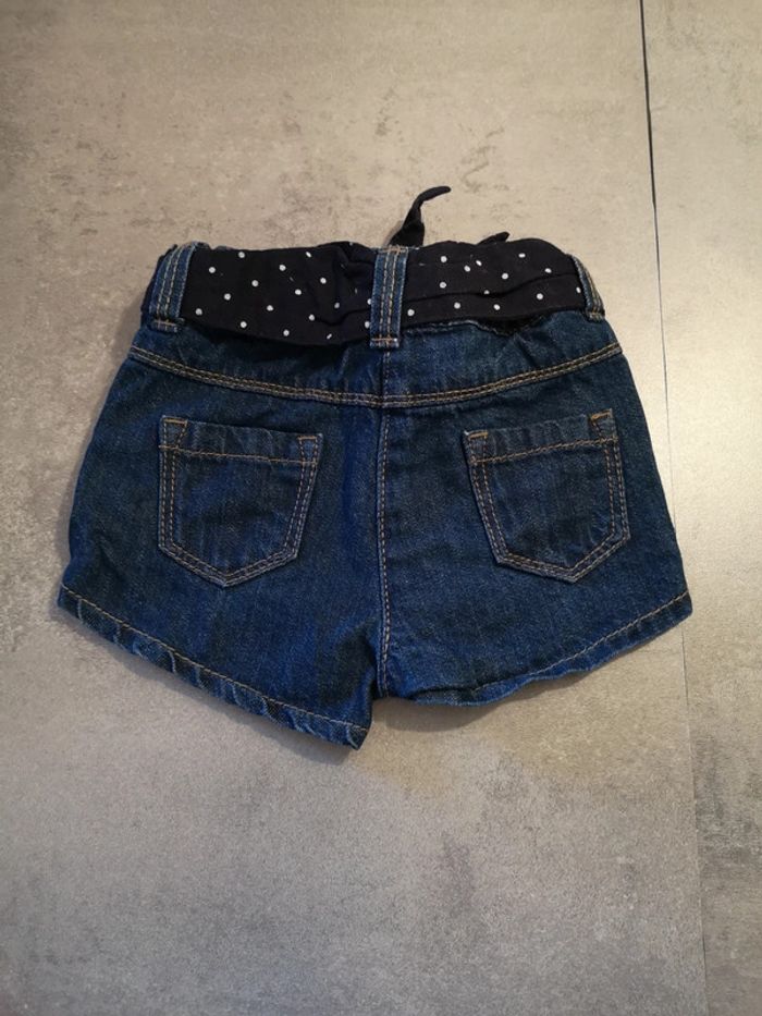 Short 6 mois - photo numéro 3