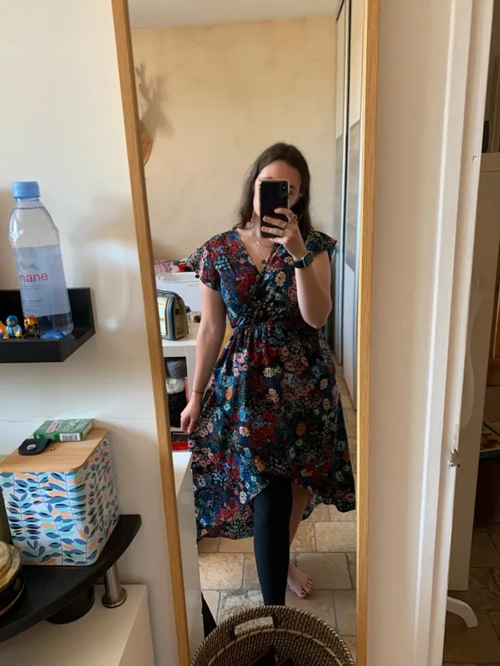 Robe longue asymétrique à manche courte noire à fleur Vintage Love taille S/M - photo numéro 9