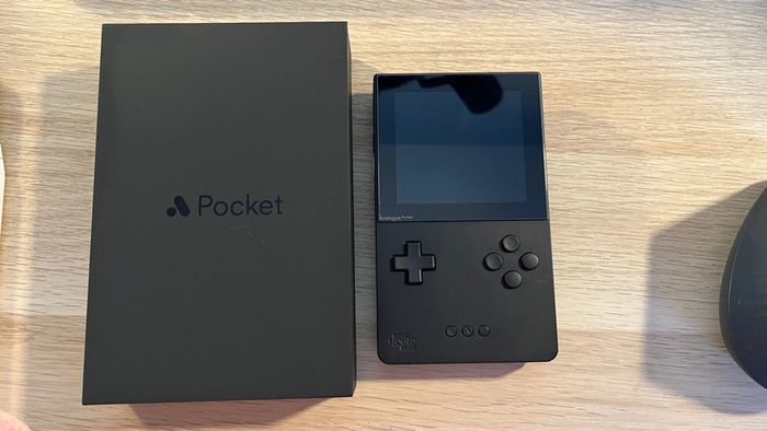 Analogue pocket noir